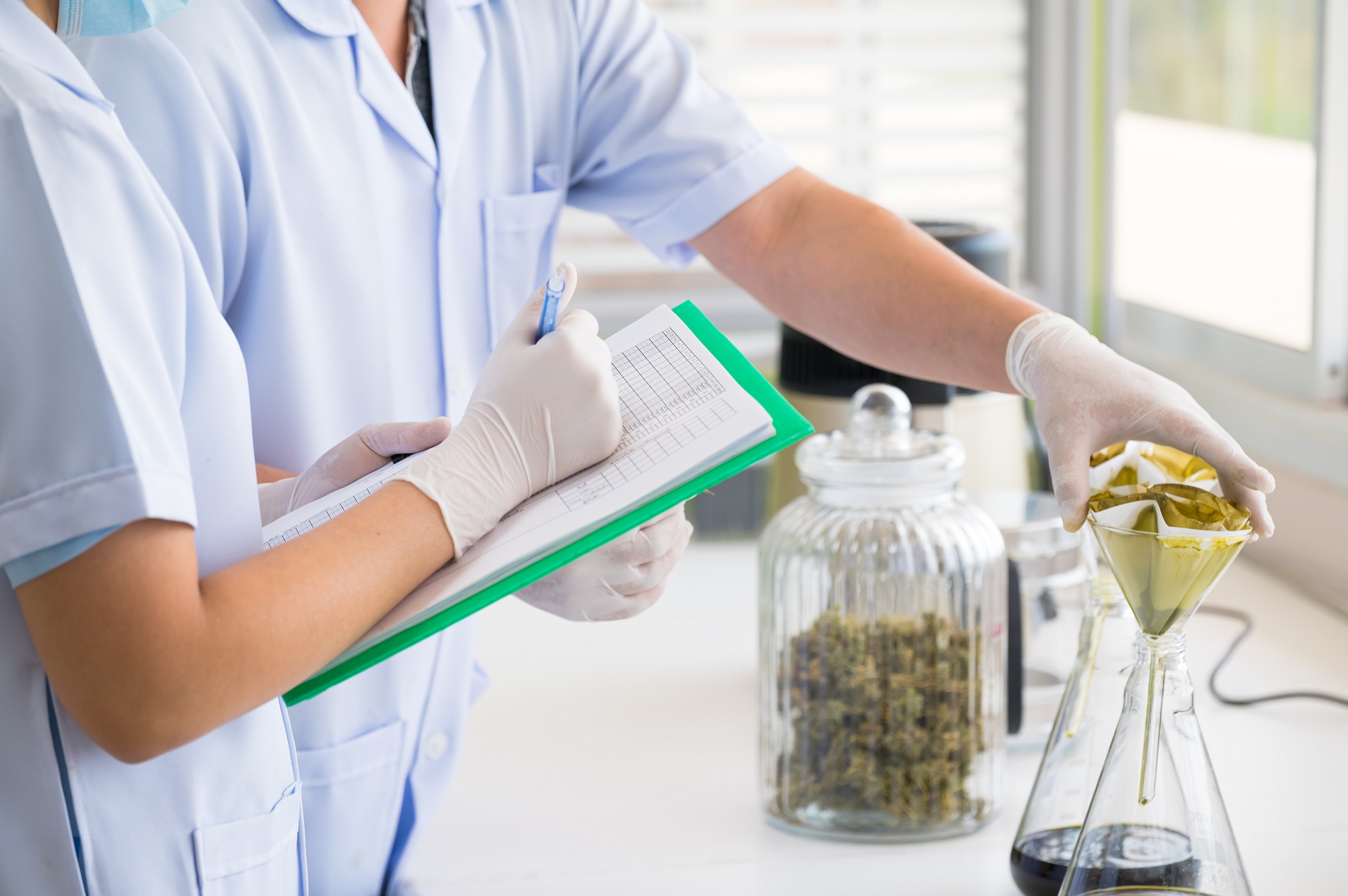 CO2 extraction equipment for hemp processing